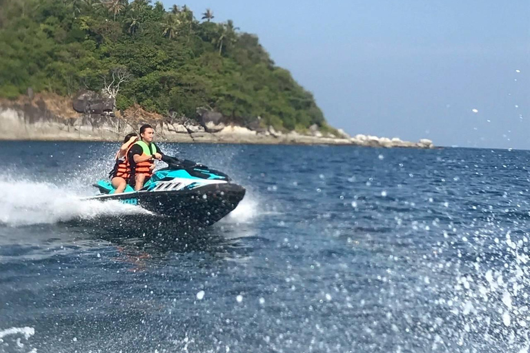 Phuket: Jet Ski Tour Patong Beach with 9 Check-in Points Have fun with a trip to 9 check-in points on Phuket Island.