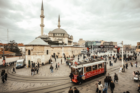 Istanbul: Baklava Backstreets Food Tour with 12+ Tastings