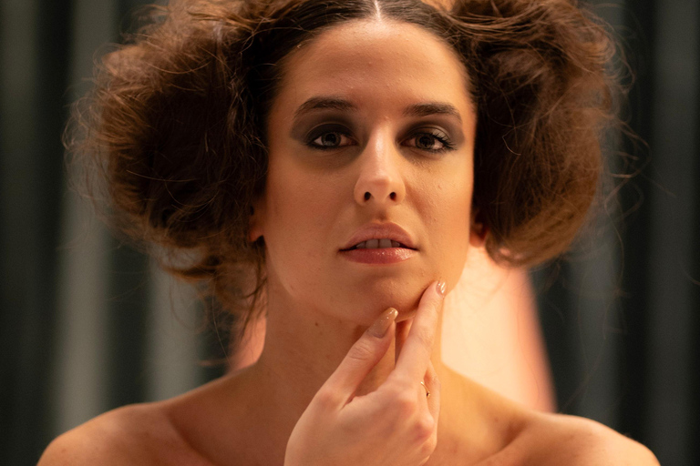 Milan: Professional Photoshoot with 25 photo + 2 videos