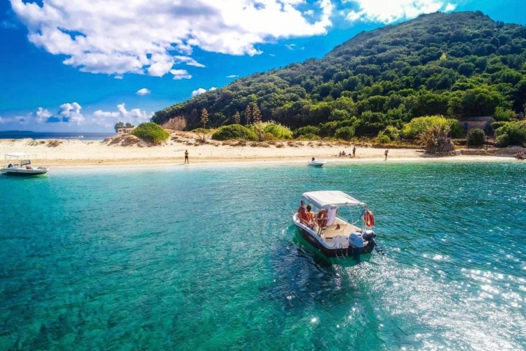 Agios Sostis haven: Huur je eigen boot!Agios Sostis haven! Huur een boot en spot de schildpad