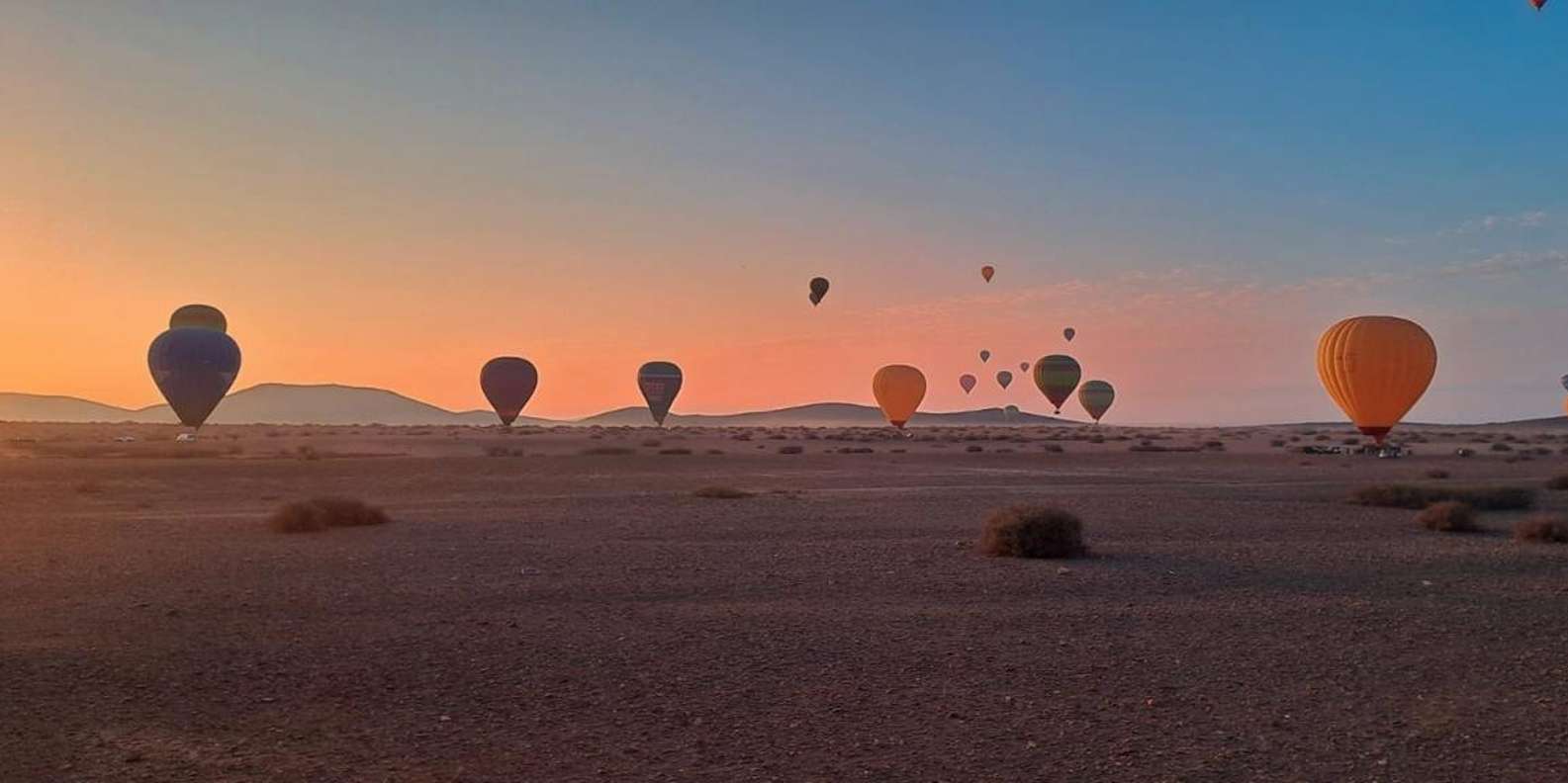 Marrakech: Hot Air Balloon Flight with Berber Breakfast