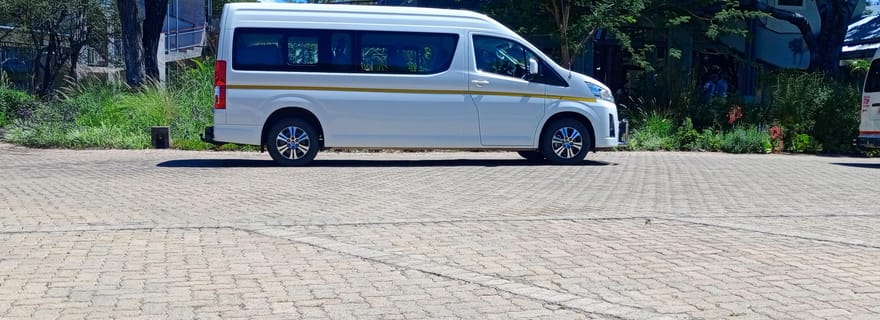 Transfer de Kasane para a cidade de Victoria Falls OU vice-versa