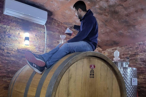 Visita a una bodega familiar con visita a la Montaña del Bastón de Caramelo