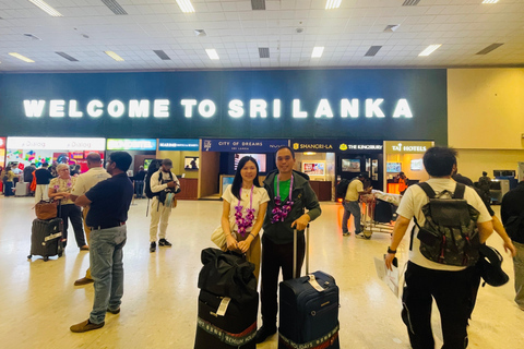 Colombo to CMB Airport Private Transfer With Luxury Vehicles