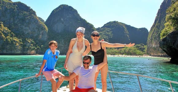 Phuket: Phi Phi & James Bond Island Combo Day Tour w/Lunch