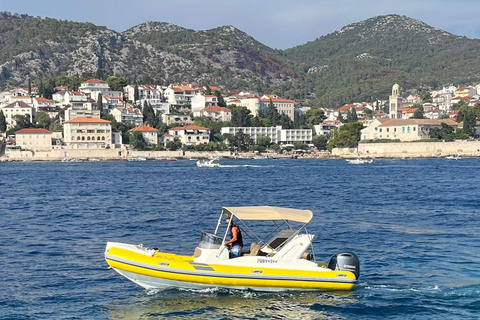 Split: Private Boat Transfer to Hvar Island
