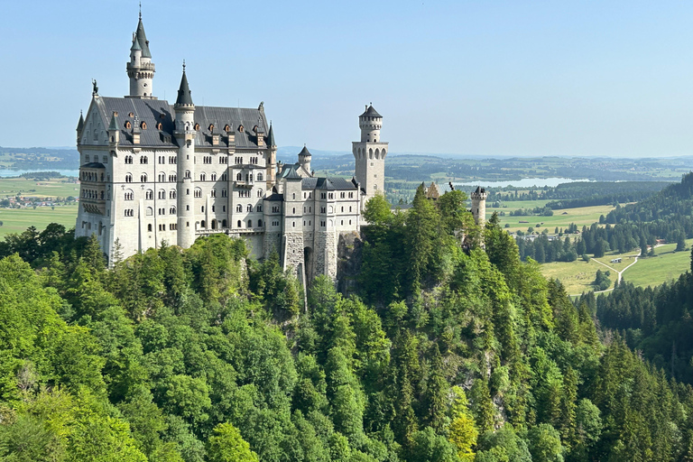 Tour privato di Neuschwanstein con partenza tardiva da Monaco di Baviera