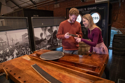 Excursion d&#039;une journée à Belfast avec les murs de la paix, le Titanic et le whisky irlandais