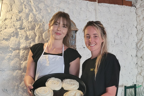 Traditionell bosnisk matlagningskurs i MostarBurek Masterclass: Rulla, fylla, baka