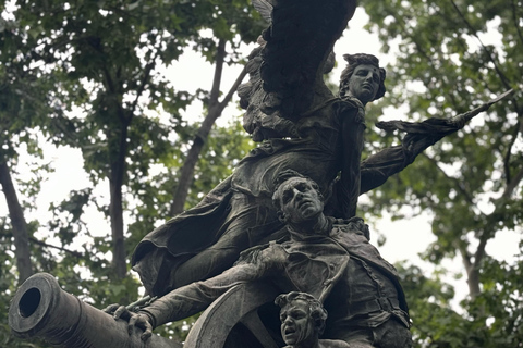 Madrid Magical: Best Hidden Gems and Views Small Group Tour Madrid Magic Tour in Spanish