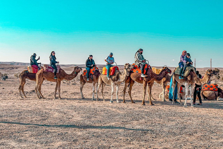 Marrakech: Agafay Wüste Quad &amp; Kamelreiten mit Dinner ShowMarrakesch: Quad- und Kamelritt in der Agafay-Wüste mit Dinner-Show