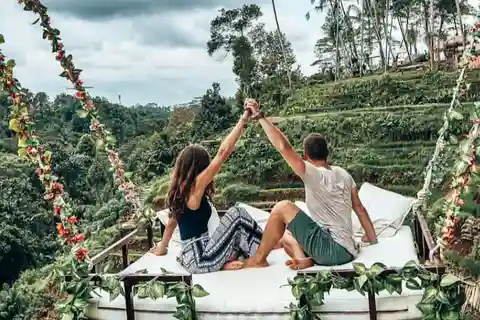 Bali : Balançoire à Ubud avec vue sur la jungle