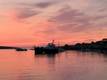Ibiza: Seil inn i solnedgangen på en balearisk llaüt