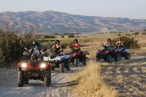 Agadir: Pustynne safari na quadach z marokańską herbatą
