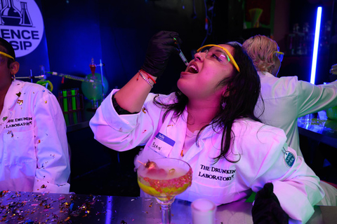 HOUSTON Science and Sip™: Drunken Laboratory XMAS Pop-UpHOUSTON Science and Sip™: Pijane Laboratorium XMAS Pop-Up