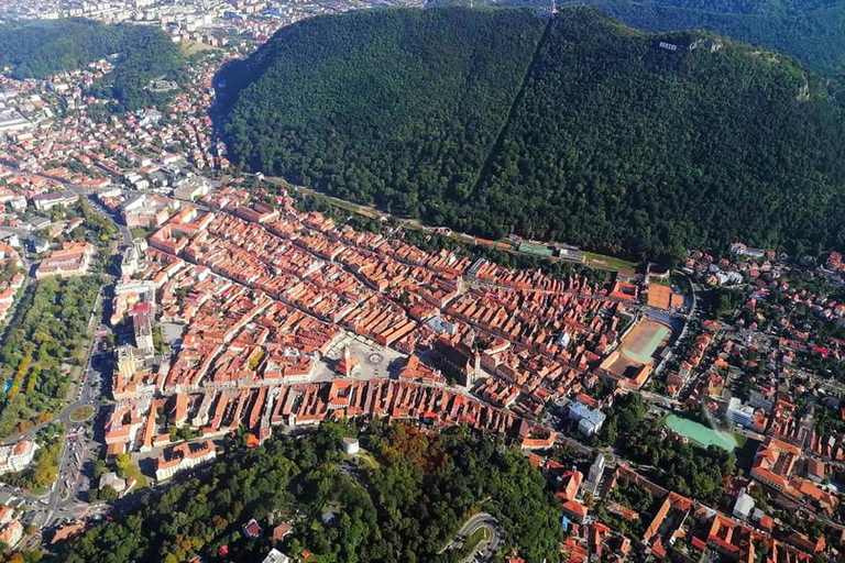 Zarnesti: 30-Minute Scenic Flight over Rasnov, Brasov & Bran