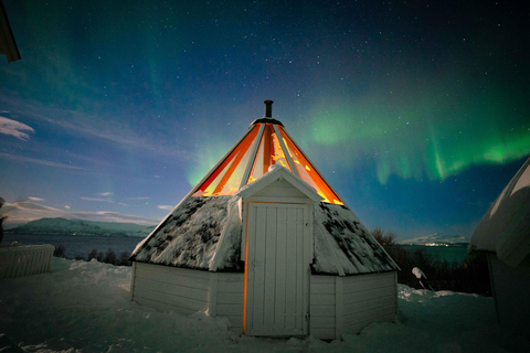 Tromsø: Aurora Crystal Lavvo Overnight Stay with Activities