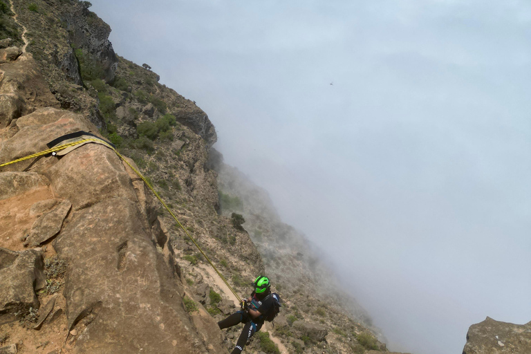 Salalah: Jabal Samhan Abseiling and Hiking Adventure