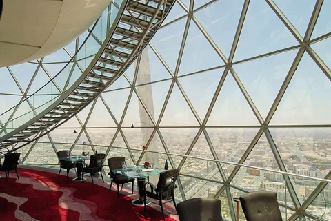 Riyadh: Private Dinner at The Globe with Transfers