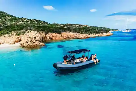 Von Palau aus: La Maddalena Inseln Halbtagestour mit dem Boot
