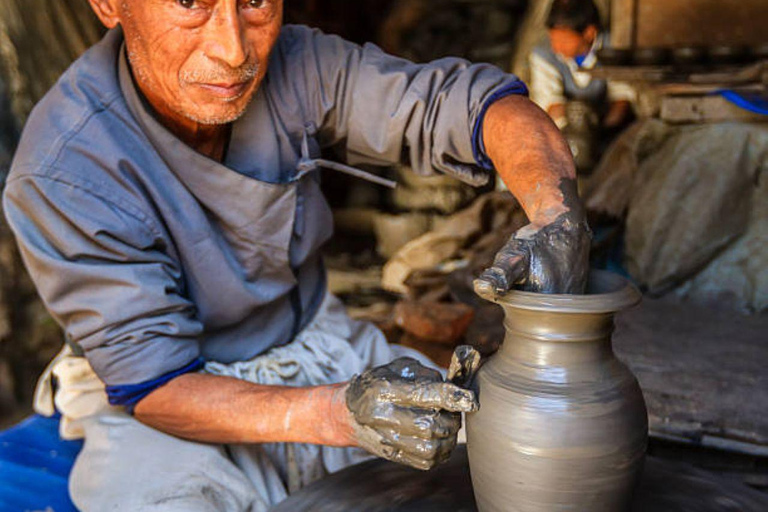 Pokhara: Cultural Heritage Walk with Newari Food Tasting