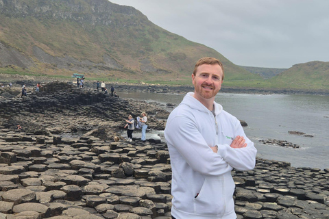 Giants Causeway: Private Causeway Coast Tour with Guide