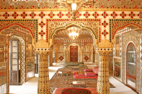 Jaipur Half Day Tour City Palace, Hawa Mahal & Jantar Mantar Jaipur Private Tour: City Palace, Hawa Mahal & Jantar Mantar