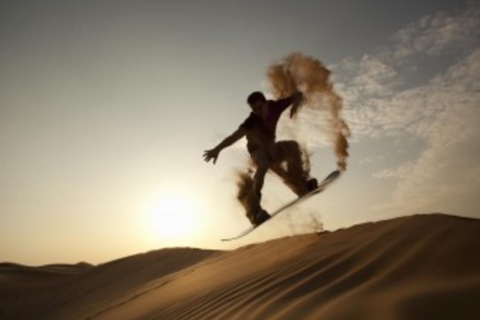 Doha: safari na pustyni, quady, jazda na wielbłądzie i sandboardingDoha: pustynne safari, przejażdżka na wielbłądzie po wydmach, wycieczka na sandboardzie