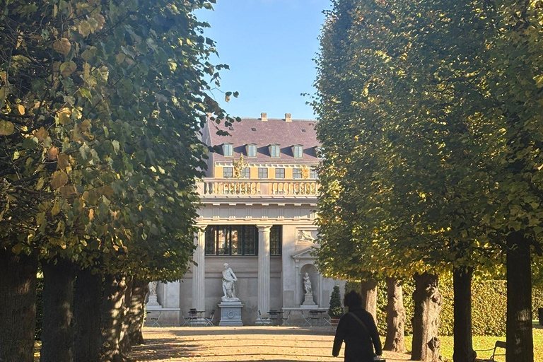 Copenhagen: Rosenborg Palace Tour & Canal Cruise 2-Hour Rosenborg Castle Tour