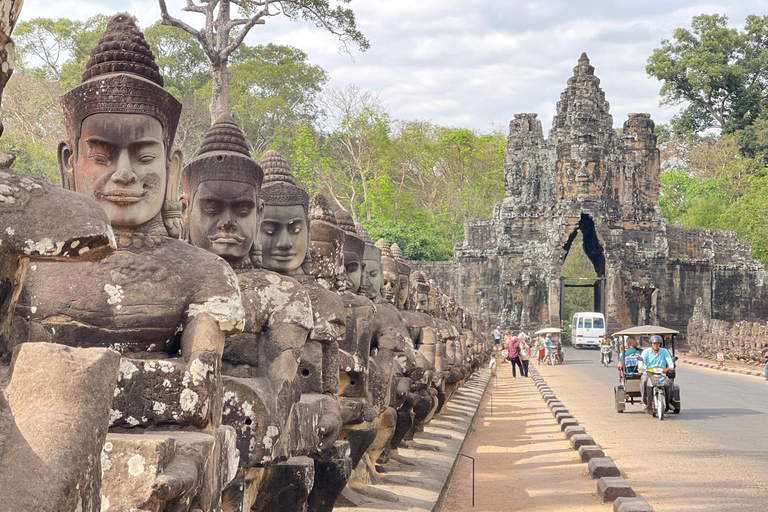 Visite en petit groupe au lever du soleil sur Angkor Wat à Siem Reap