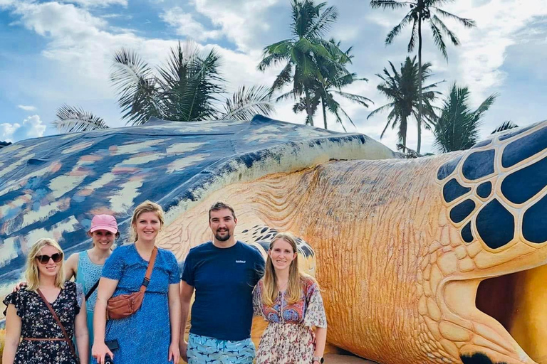 From Colombo: Galle Day Tour With Scenic Coastal Train Ride