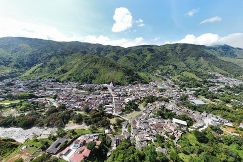 MEDELLIN: TOUR CISNEROS + CORREGIMIENTO SANTIAGO + MUSEO FUNDA TUNEL