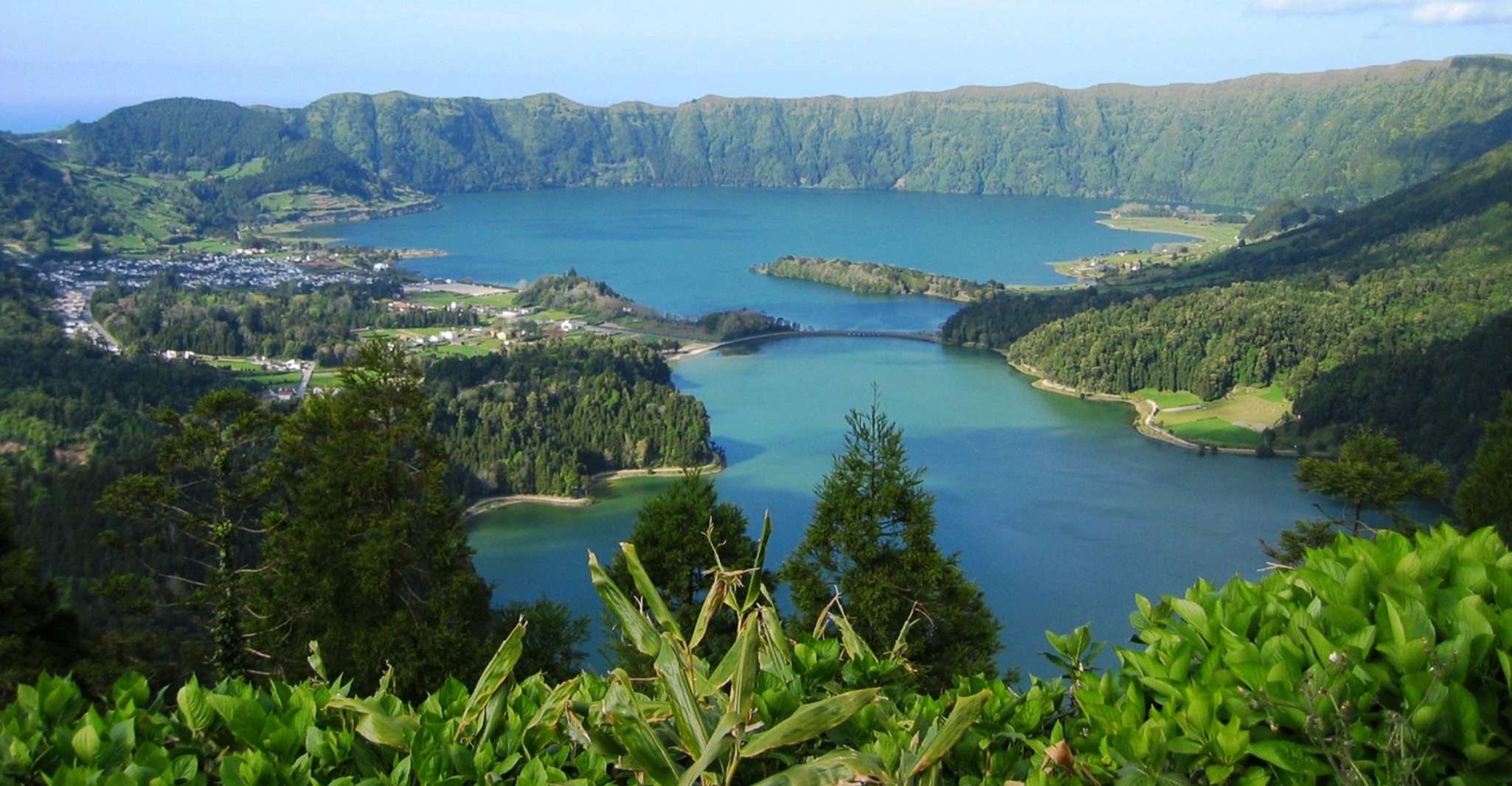 Azores, Sete Cidades Scenic Jeep Tour from Ponta Delgada - Housity