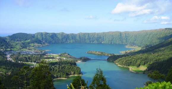 From Ponta Delgada, Azores: Sete Cidades Off-Road Jeep Tour