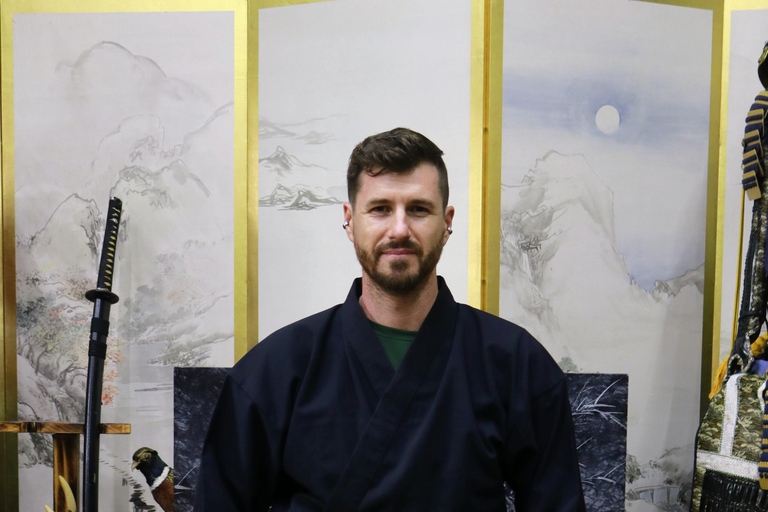 Osaka: Learn Bushido - Trial Slashing with Samurai Sword Trial slashing in Bushido with Samurai Sword real sharpnes