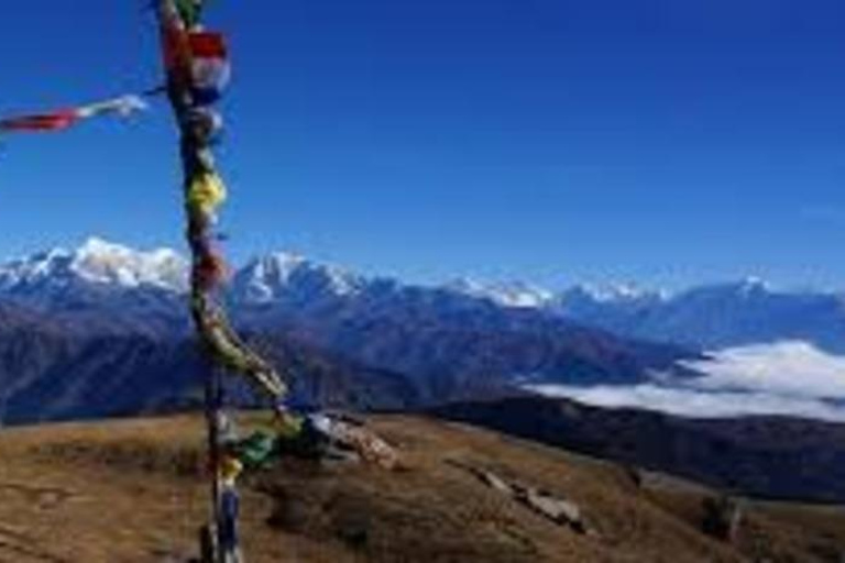 Nepal: Short Trek to the Pikey Peak (4,067 meters)