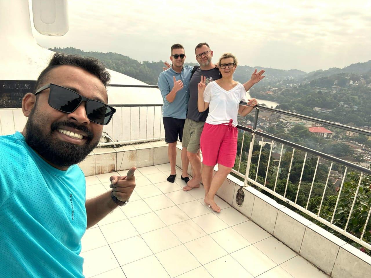 Kandy: Kolonialgeschichte, Kriegsfriedhof & Königliche Gärten