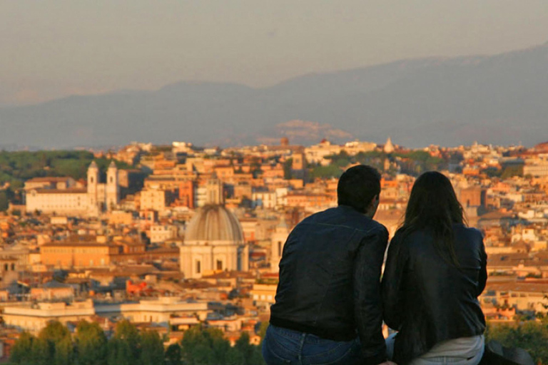 Rome from Civitavecchia: Colosseum, Vatican, and Historic Old Town by Minivan Shared tour in a small group of 8 people