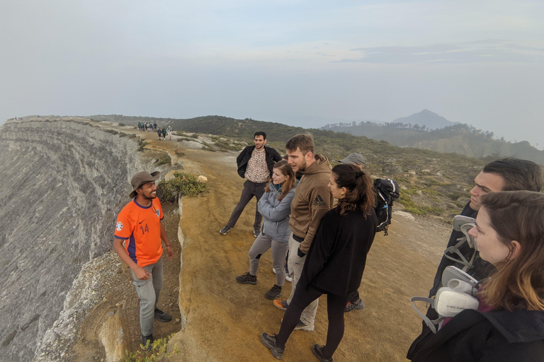 Bali or Banyuwangi: Mount Ijen Blue Fire Hiking Bali to Mount Ijen and back to Bali