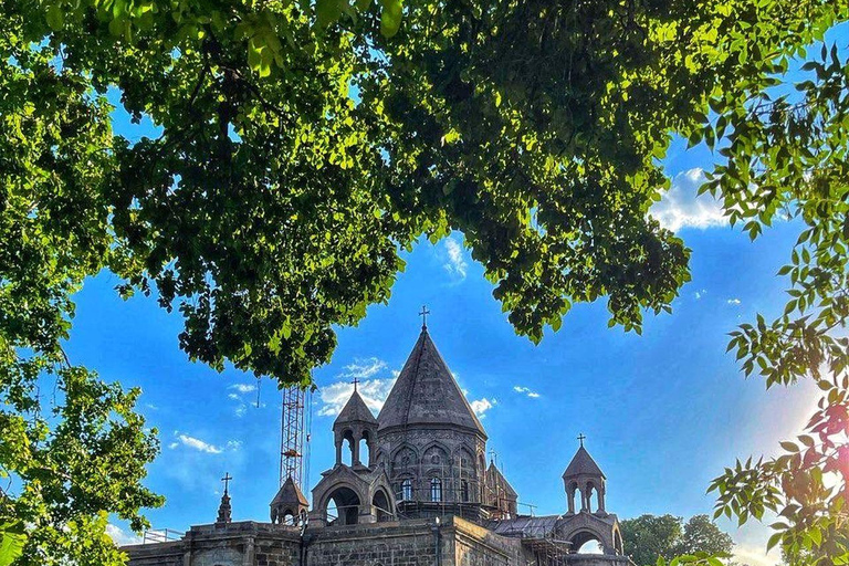 2 Countries in 1 Day:From Tbilisi to Armenia-Sevan & Yerevan