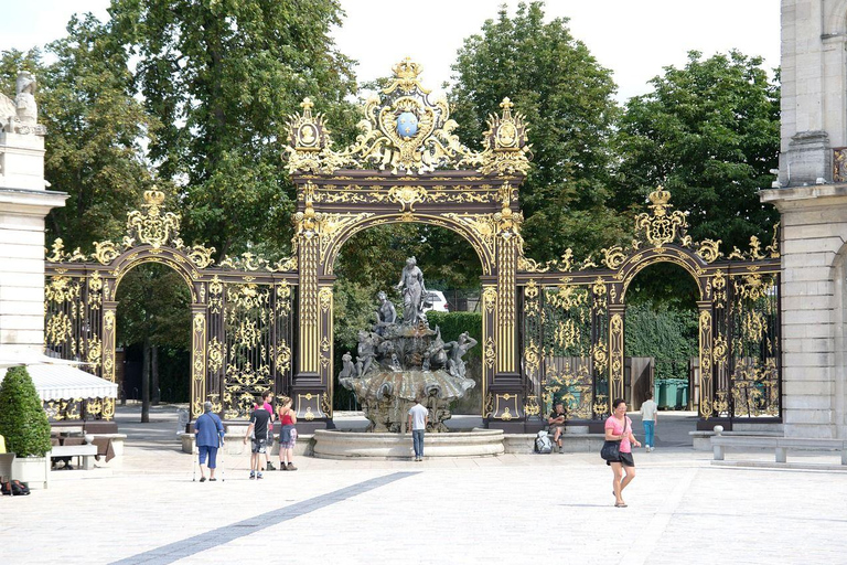 Tour a piedi guidato privato di Nancy