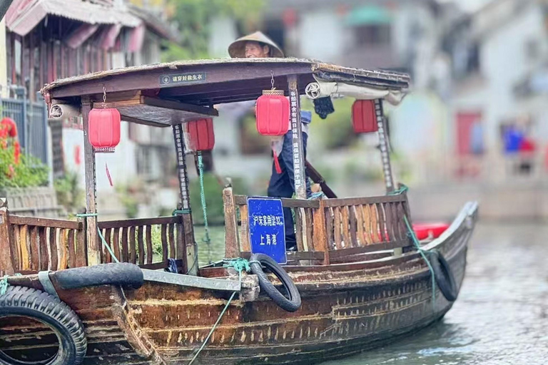 Tour privado:Ciudad del Agua de Zhujiajiao con guía de habla alemana