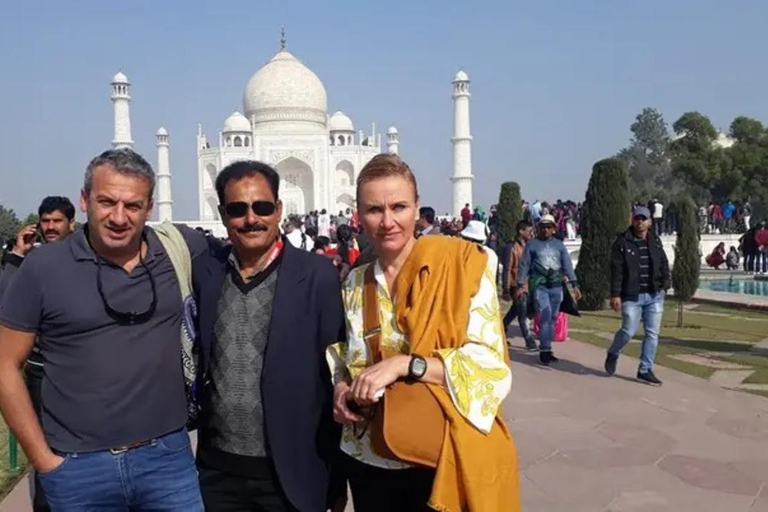 Delhi :-Best Private Agra's Taj Mahal and Red fort tour