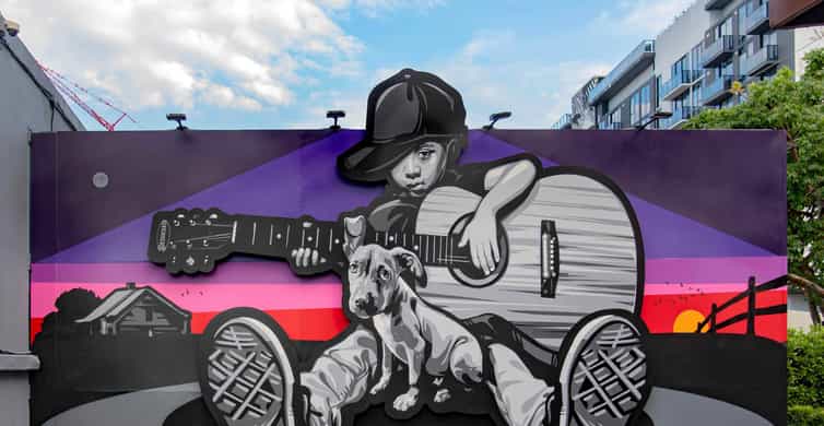 Miami: Wynwood Walls, Galleries, and Murals Guided Tour photo 16