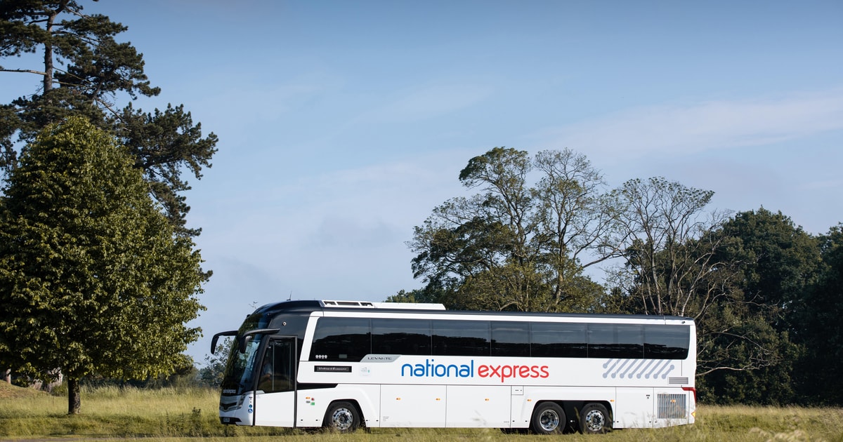 Londen Stansted Luchthaven van/naar Centraal Londen Bus Transfer GetYourGuide