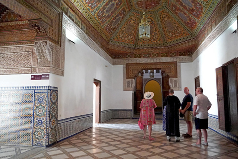 Marrakech: Palácio da Bahia, Mederssa Ben Youssef e excursão à MedinaTour particular