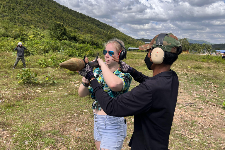 Transfer Kambodscha Schießen RPG-Rakete von Phnom Penh Hotel