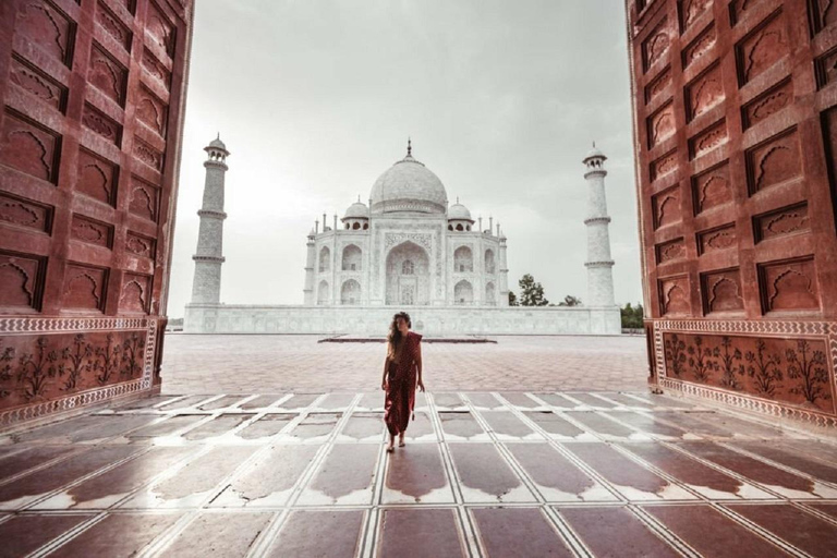 From Delhi: 3-Day Golden Triangle Tour with Taj Mahal Ac Car + Monuments Tickets + Guide ( without Hotel )