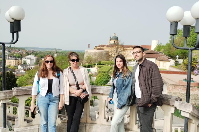 From Vienna: Hallstatt, Salzburg & Melk Day Trip VIP Mercedes E class - up to 3 people all inclusive