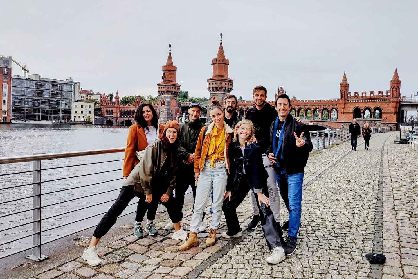 Budapest : Excursion Privée d'une Journée au Virage du Danube avec un Guide Local